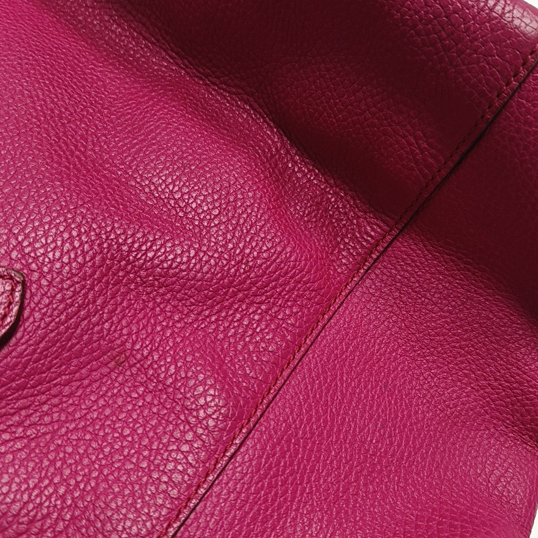 Swing Medium Calfskin Red