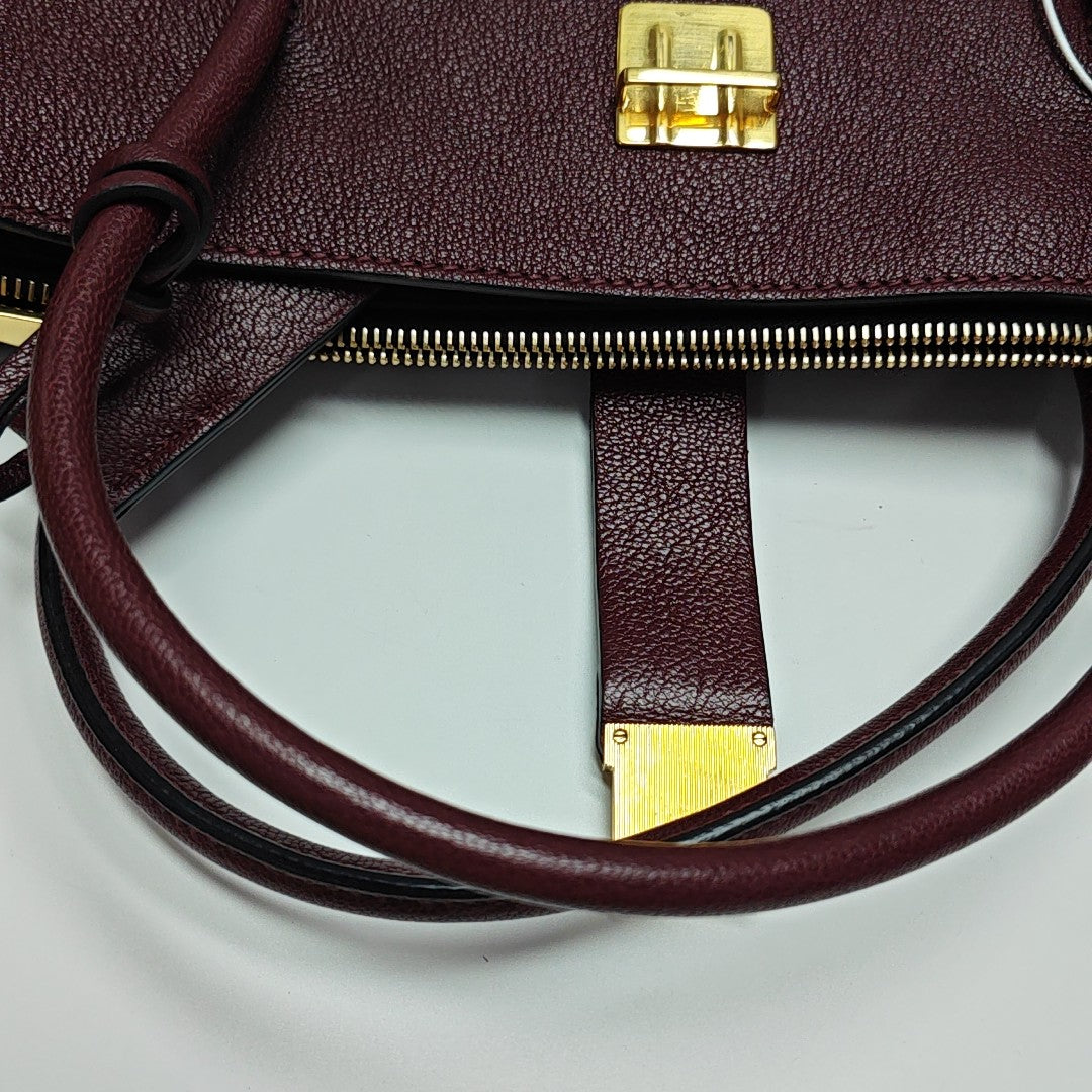 Calfskin Shoulder Bag Red