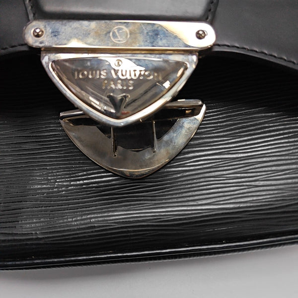 POCHETTE MONTAIGNE Epi Black