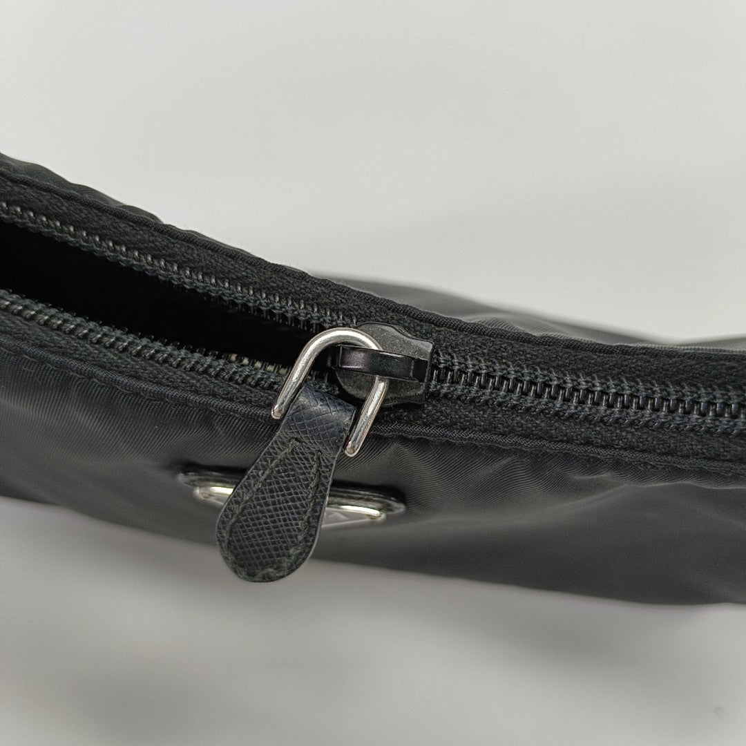 Authenticated pre-owned  Re-Edition2000 Mini Nylon Black - Top Handle Bag at Looply