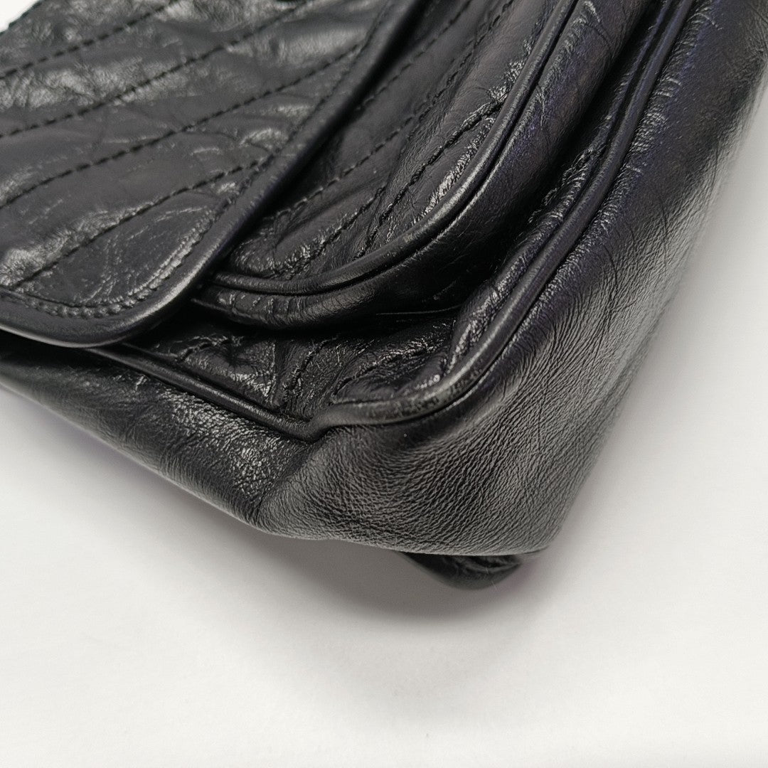 NIKI Medium Chevron Calfskin Black