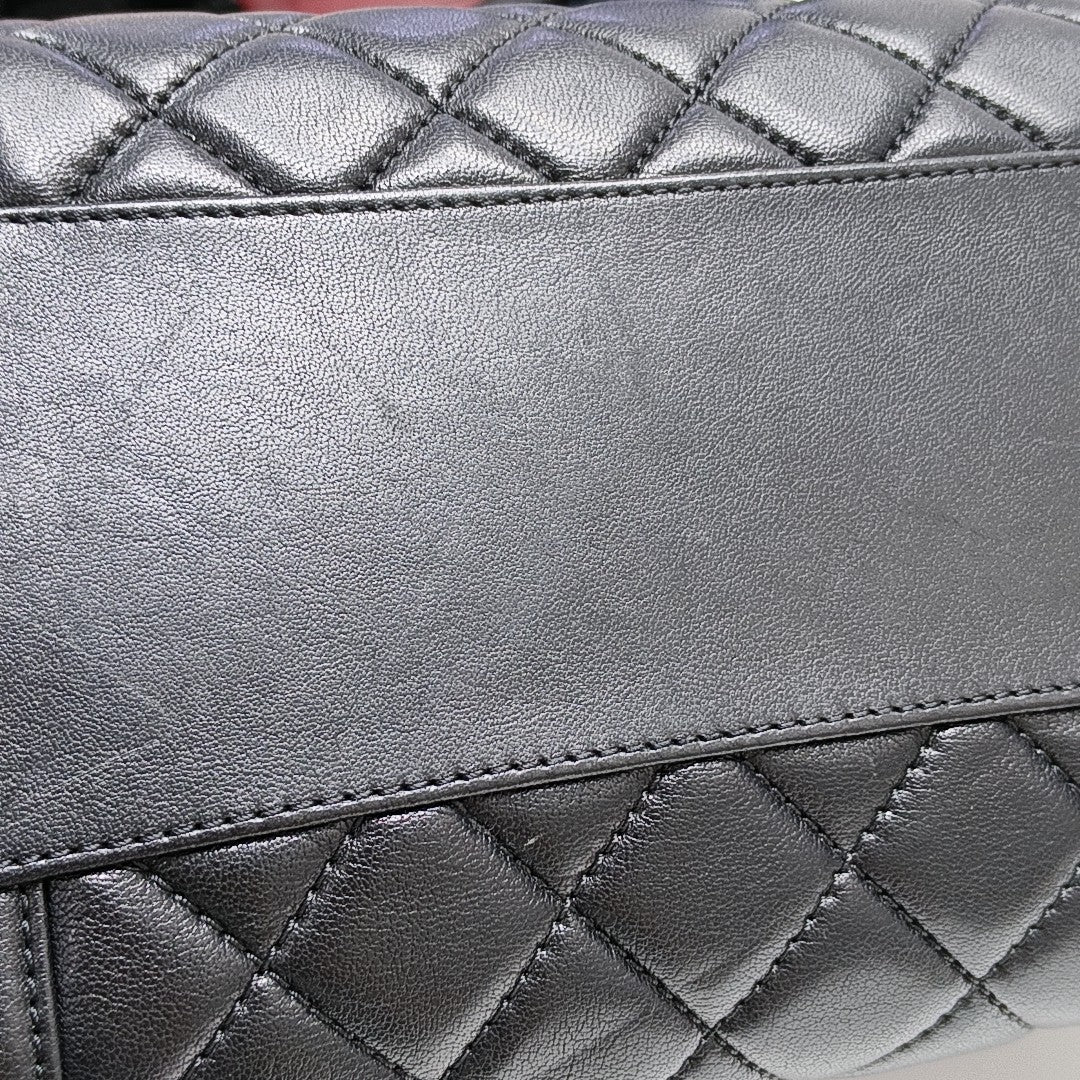 Quilted Lambskin Tote Bag Black