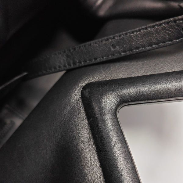 Point Small Calfskin Black