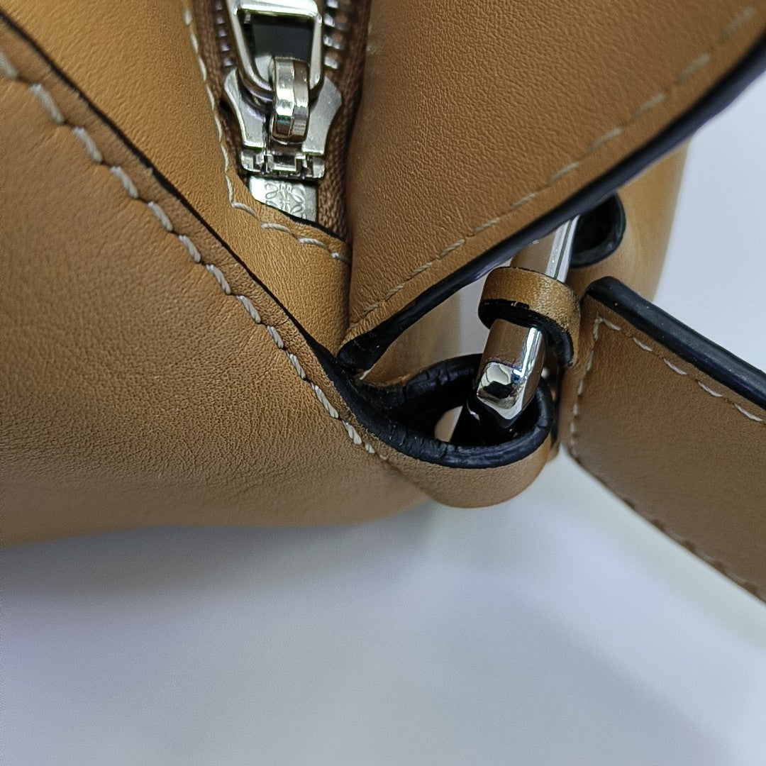 Puzzle Medium Calfskin Brown