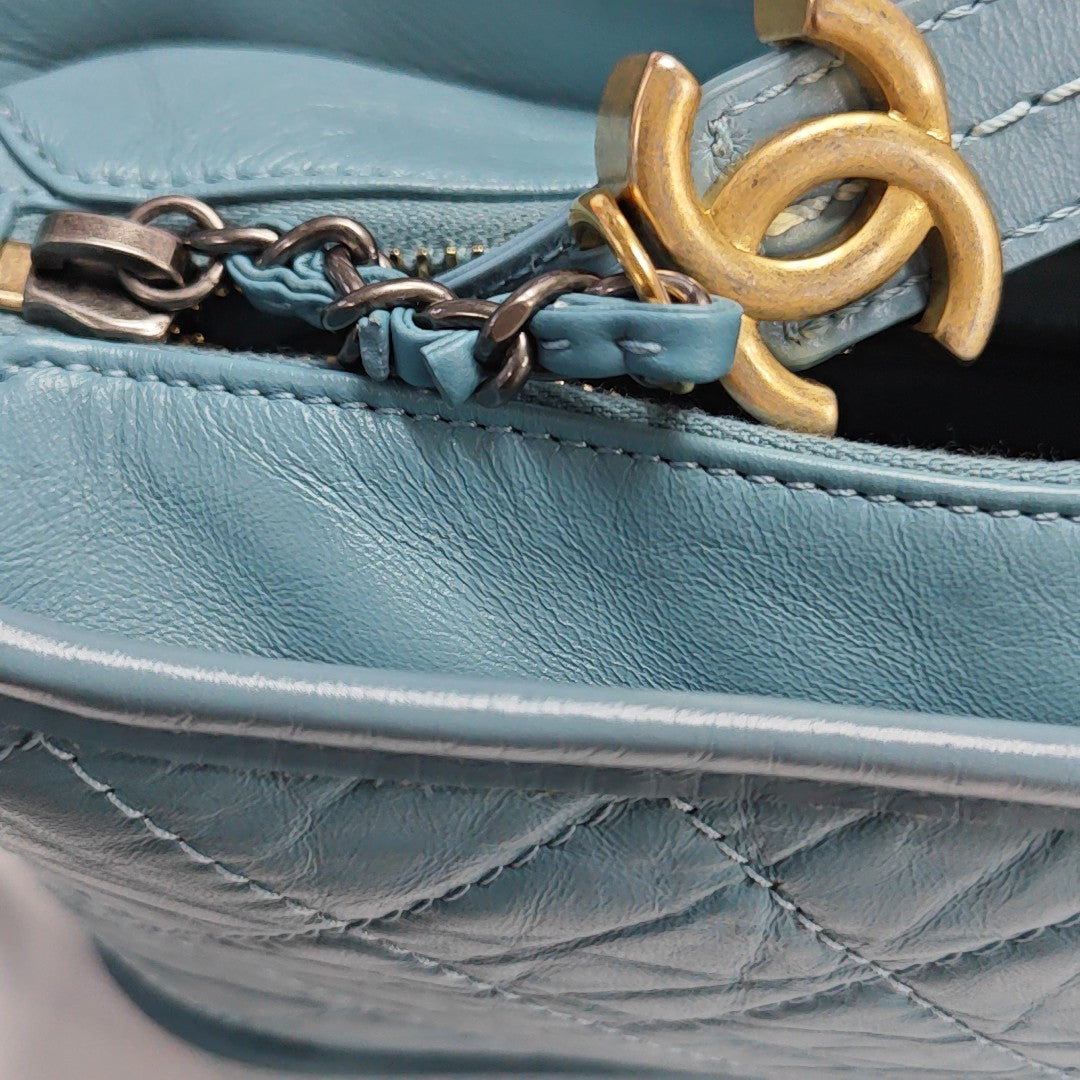 GABRIELLE Small Quilted Vintage Calf Blue