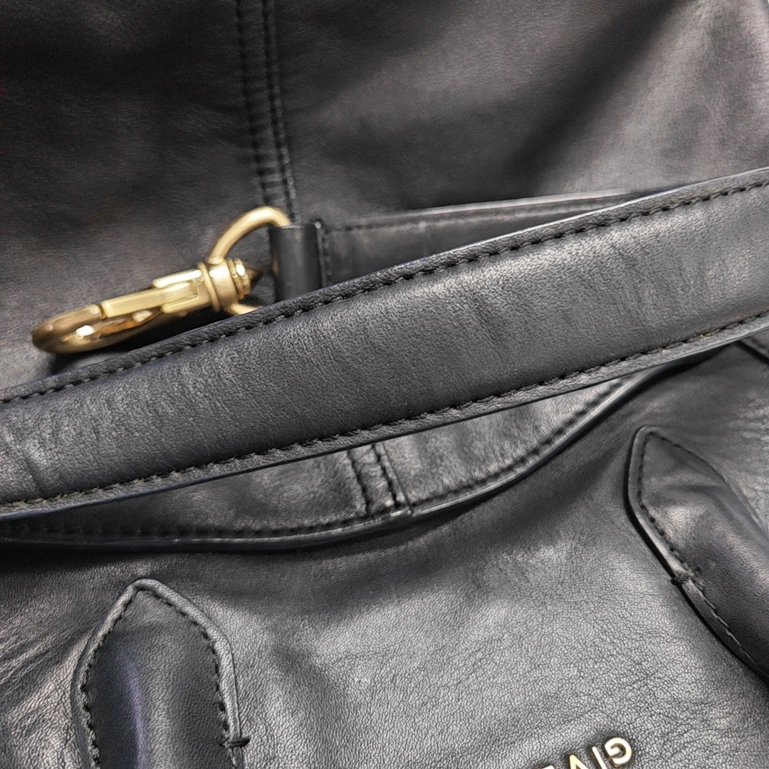 Leather Black