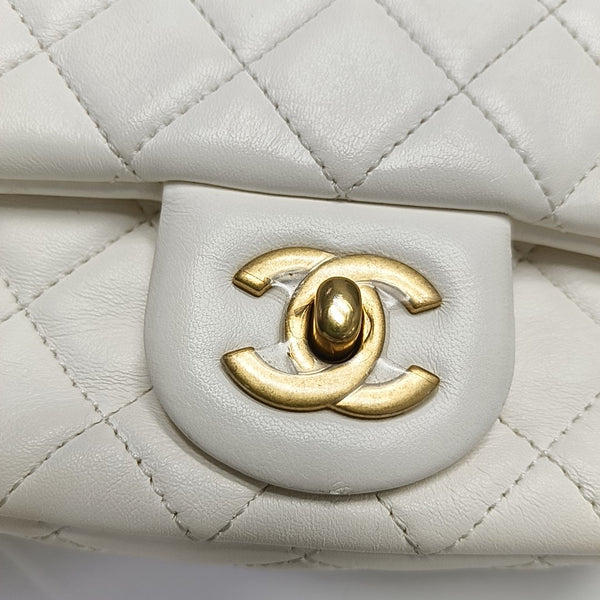 CLASSIC FLAP Mini Quilted Lambskin White