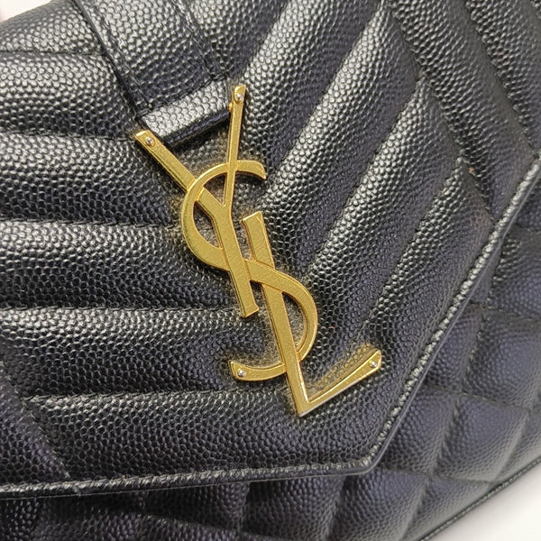 MONOGRAM Medium Chevron Calfskin Black