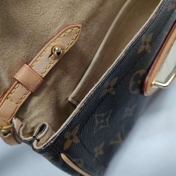 BEVERLY Monogram Coated Canvas Brown