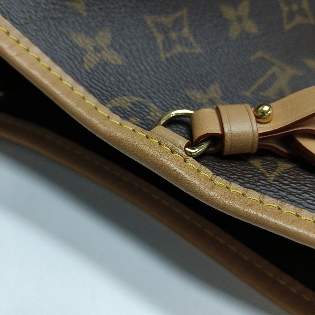 CARRYALL MM Monogram Coated Canvas Brown
