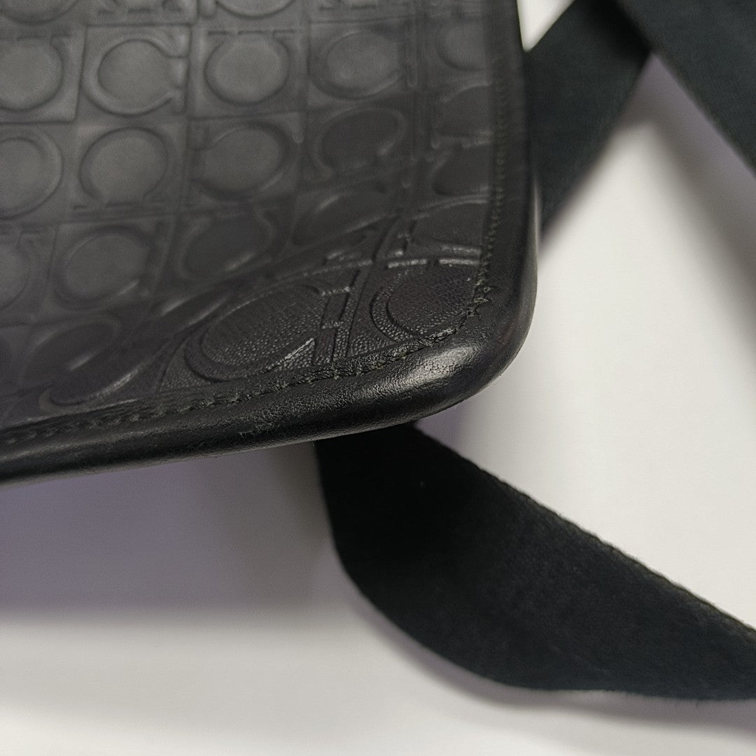 Calfskin Shoulder Bag Black
