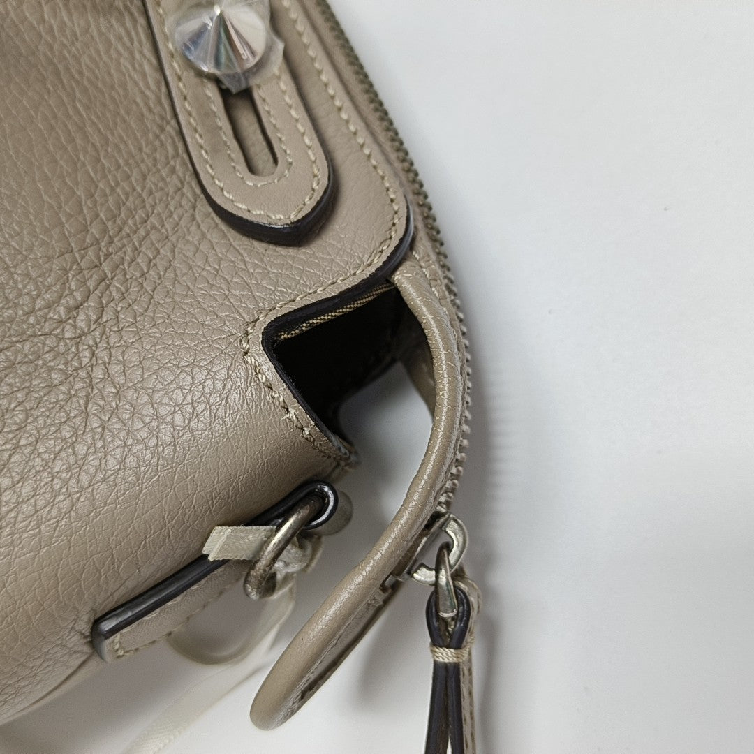 By The Way Medium Calfskin Gray