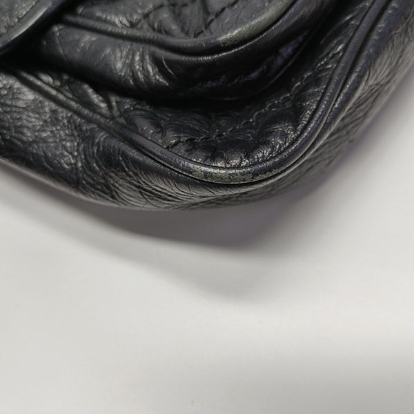 NIKI Medium Chevron Calfskin Black