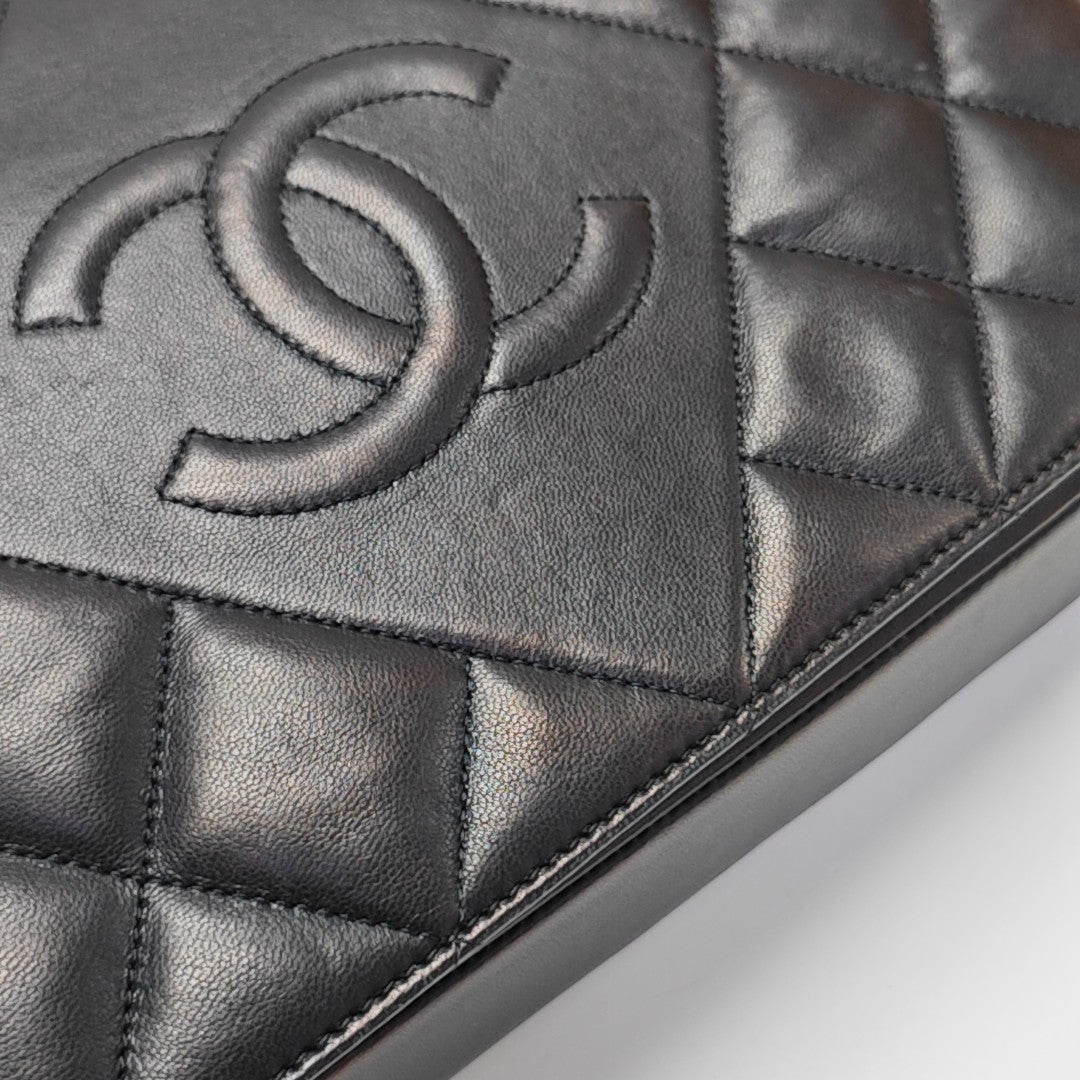 Quilted Lambskin Shoulder Bag Black