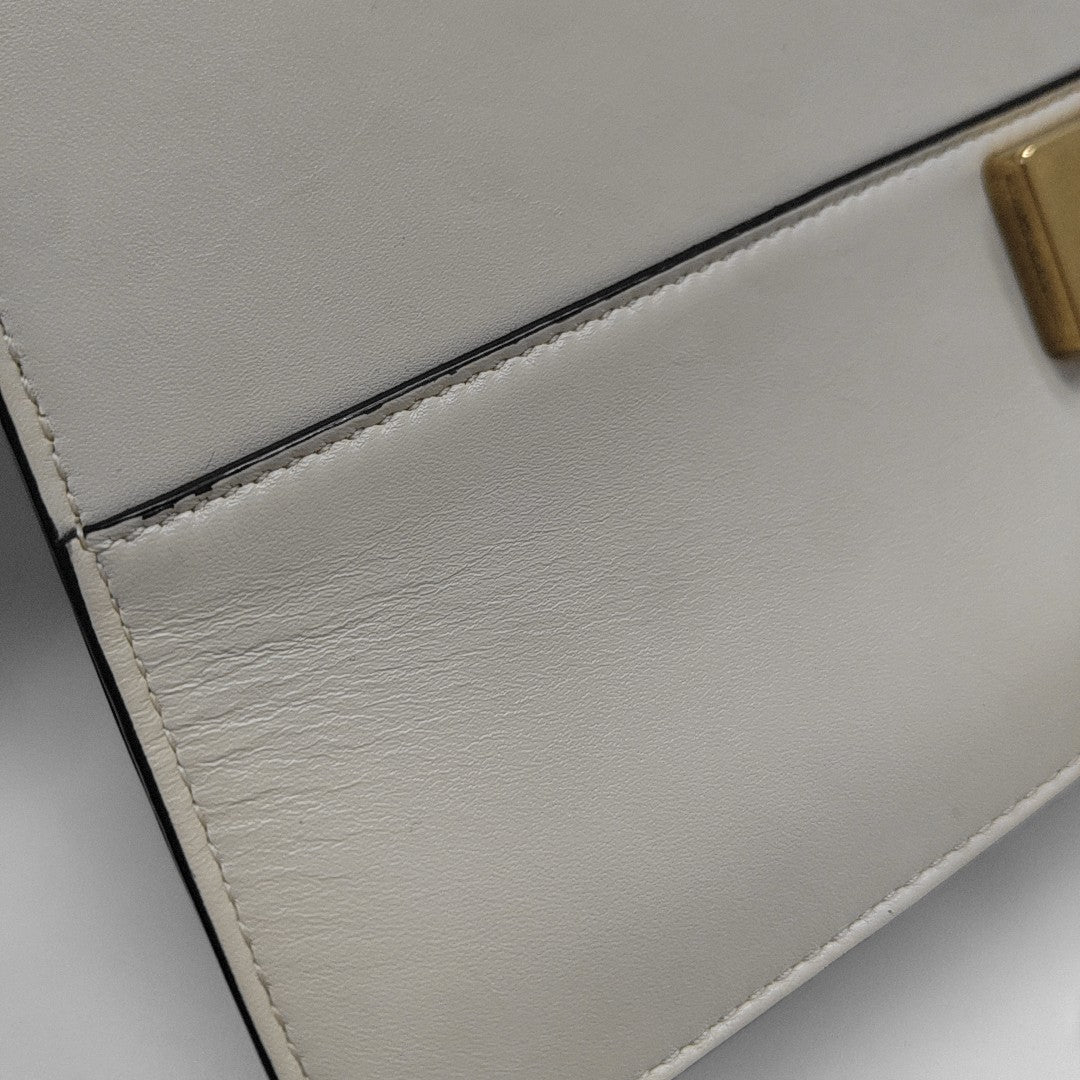 Queen Margaret Small Calfskin White