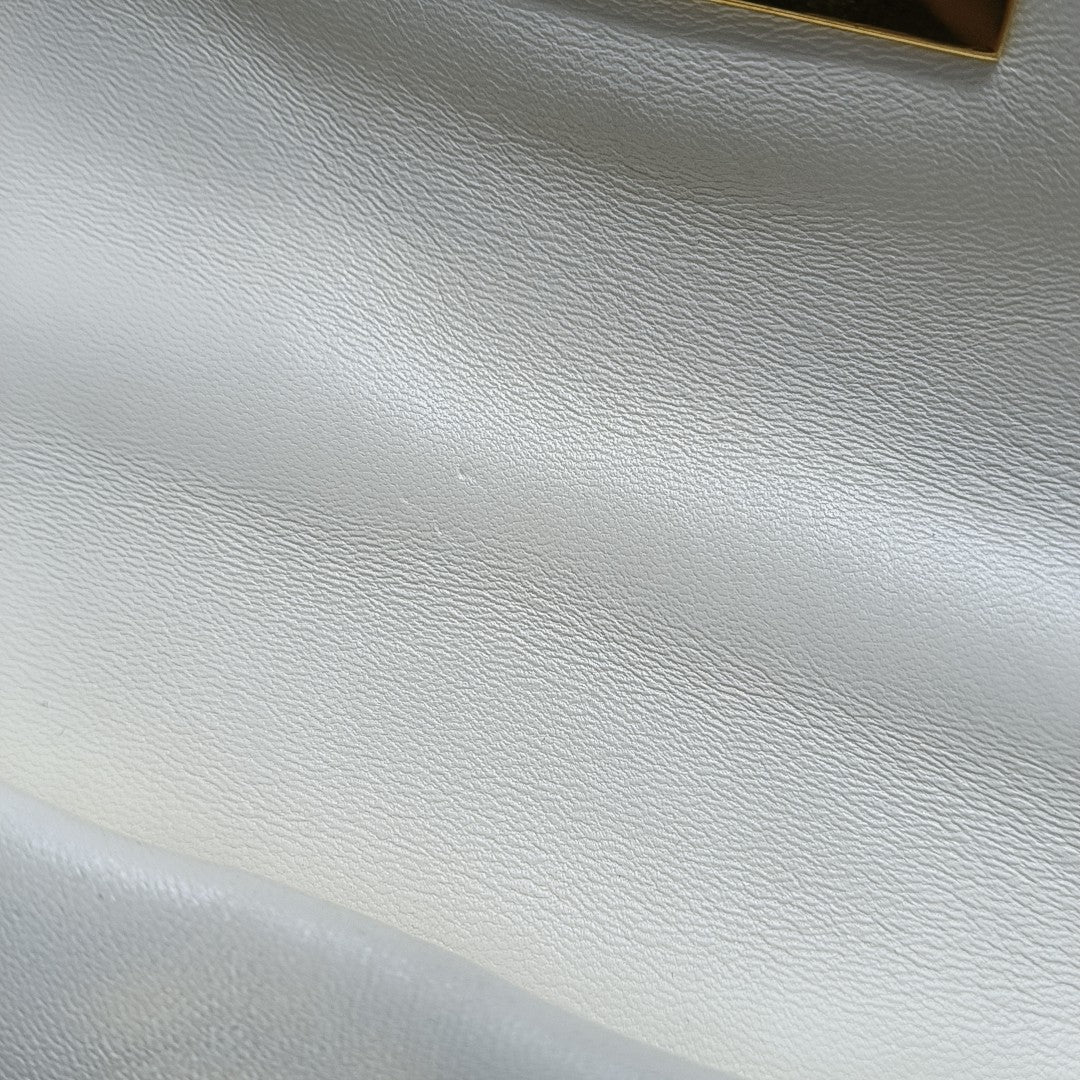 Roman Stud Small Quilted Lambskin White