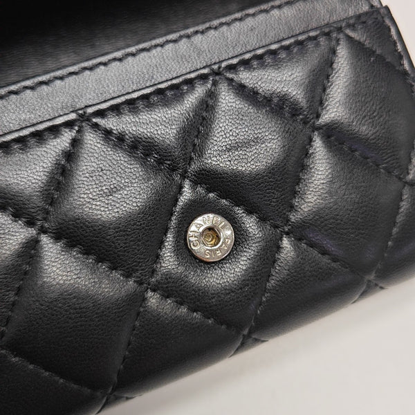 CLASSIC FLAP Quilted Lambskin Black Card Holder