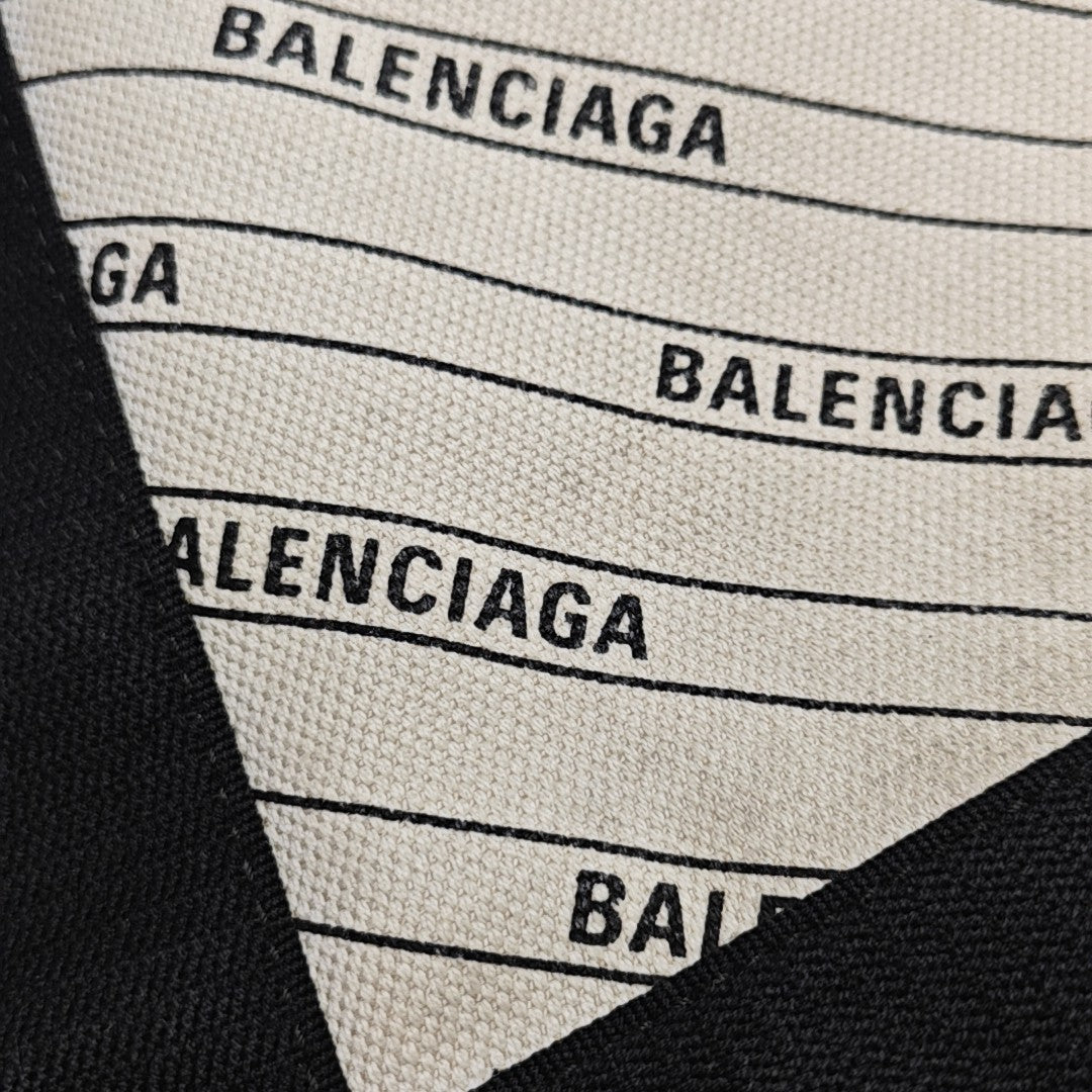 Navy Fabric White
