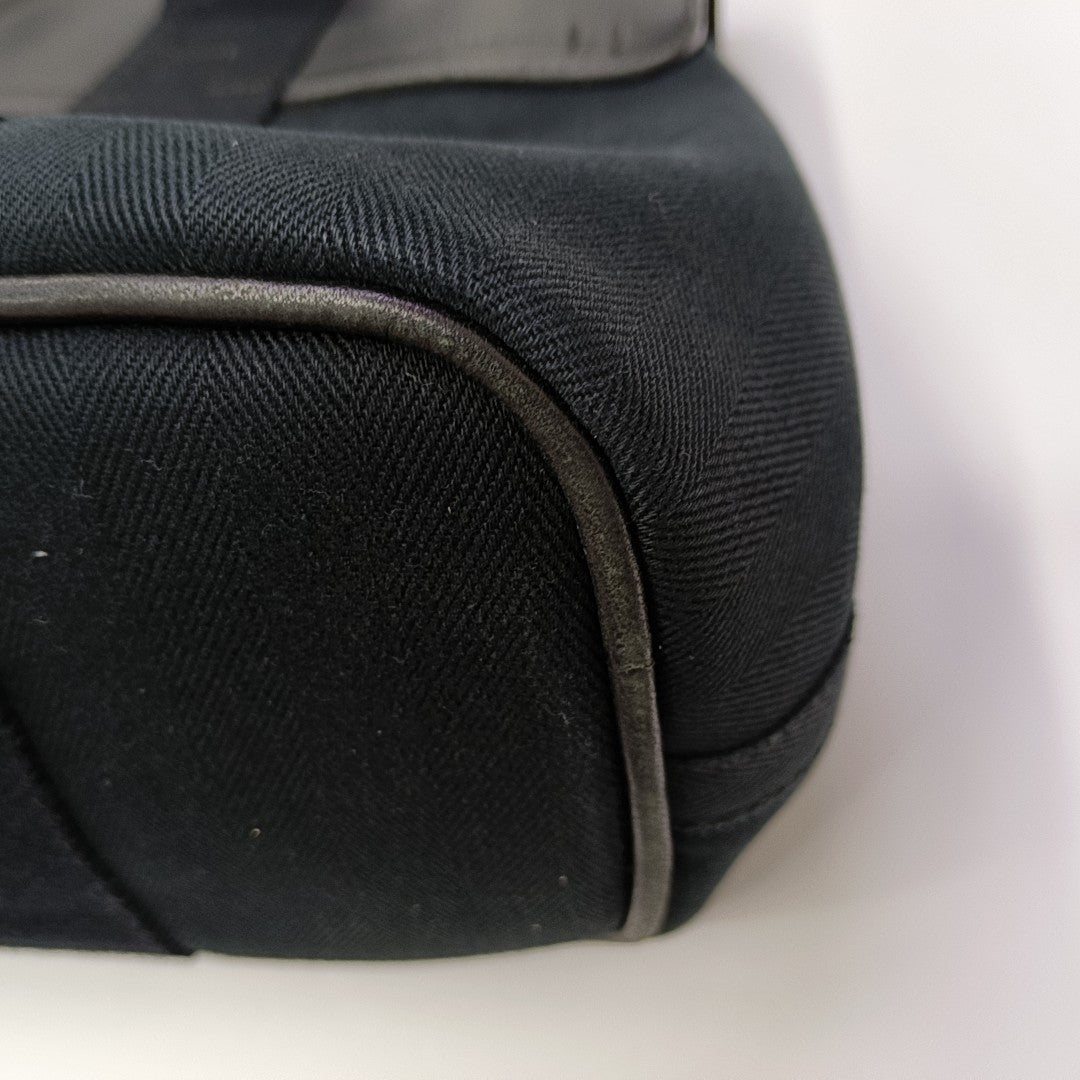 Valparaiso Canvas Black