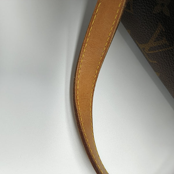 ESTRELA MM Monogram Coated Canvas Brown