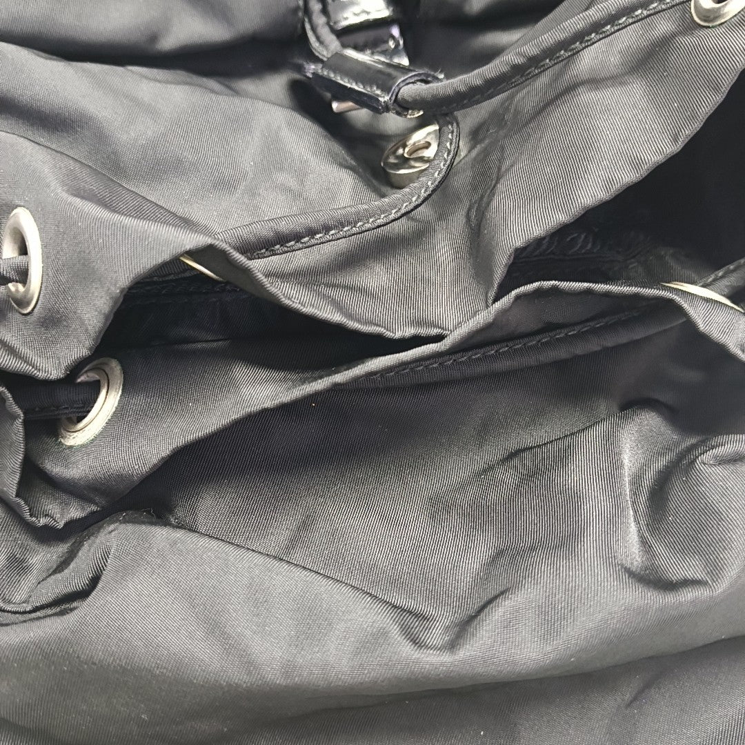 Vela Small Nylon Black