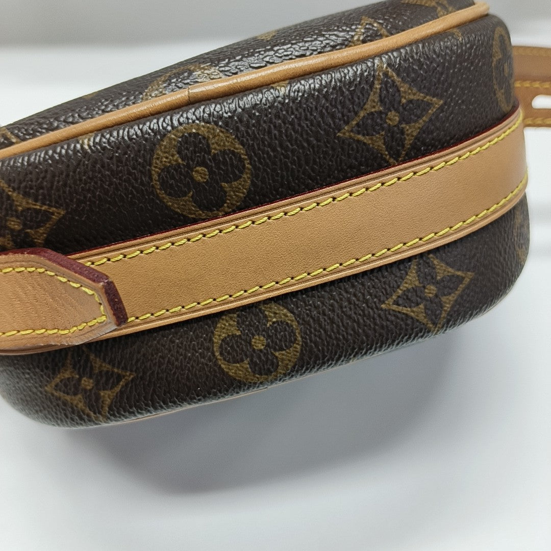 BOITE CHAPEAU PM Monogram Coated Canvas Brown