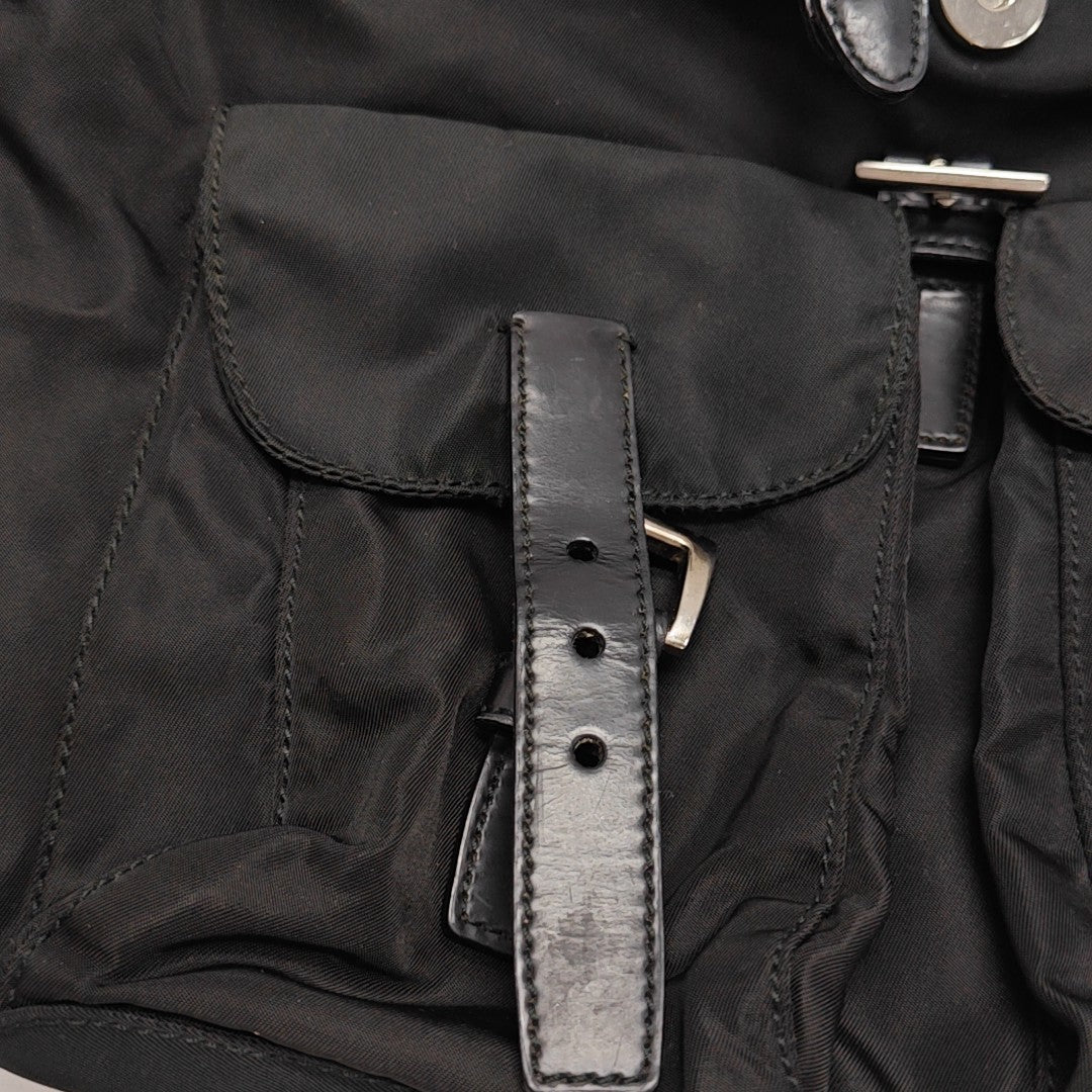 Vela Small Nylon Black