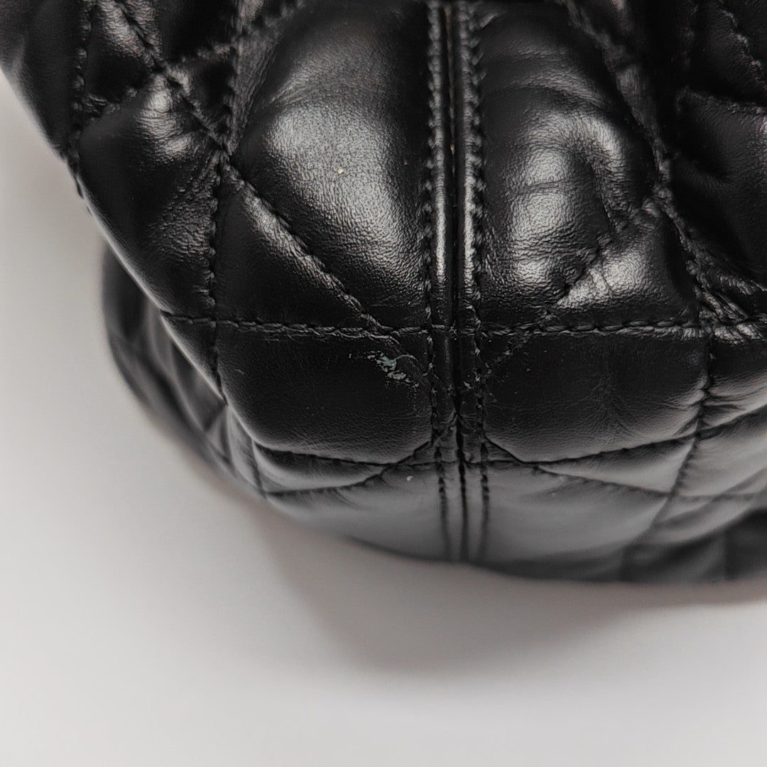 Toujours Medium Cannage Calfskin Black