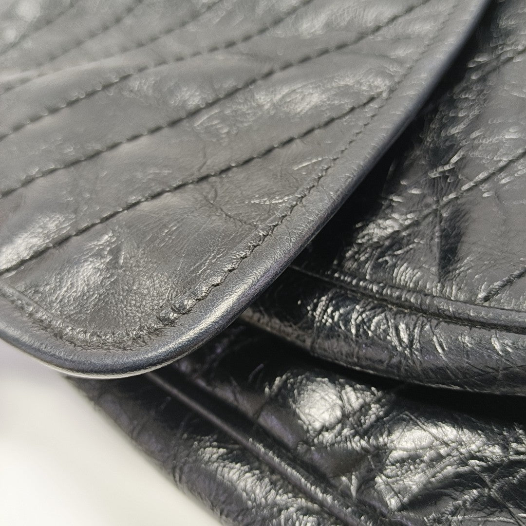 NIKI Large Chevron Calfskin Black