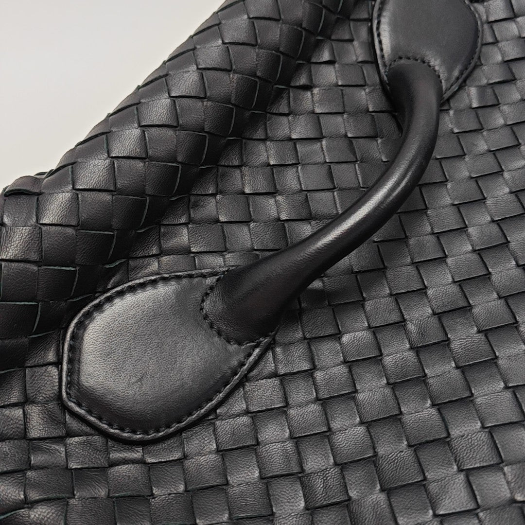 Rialto Lambskin Black