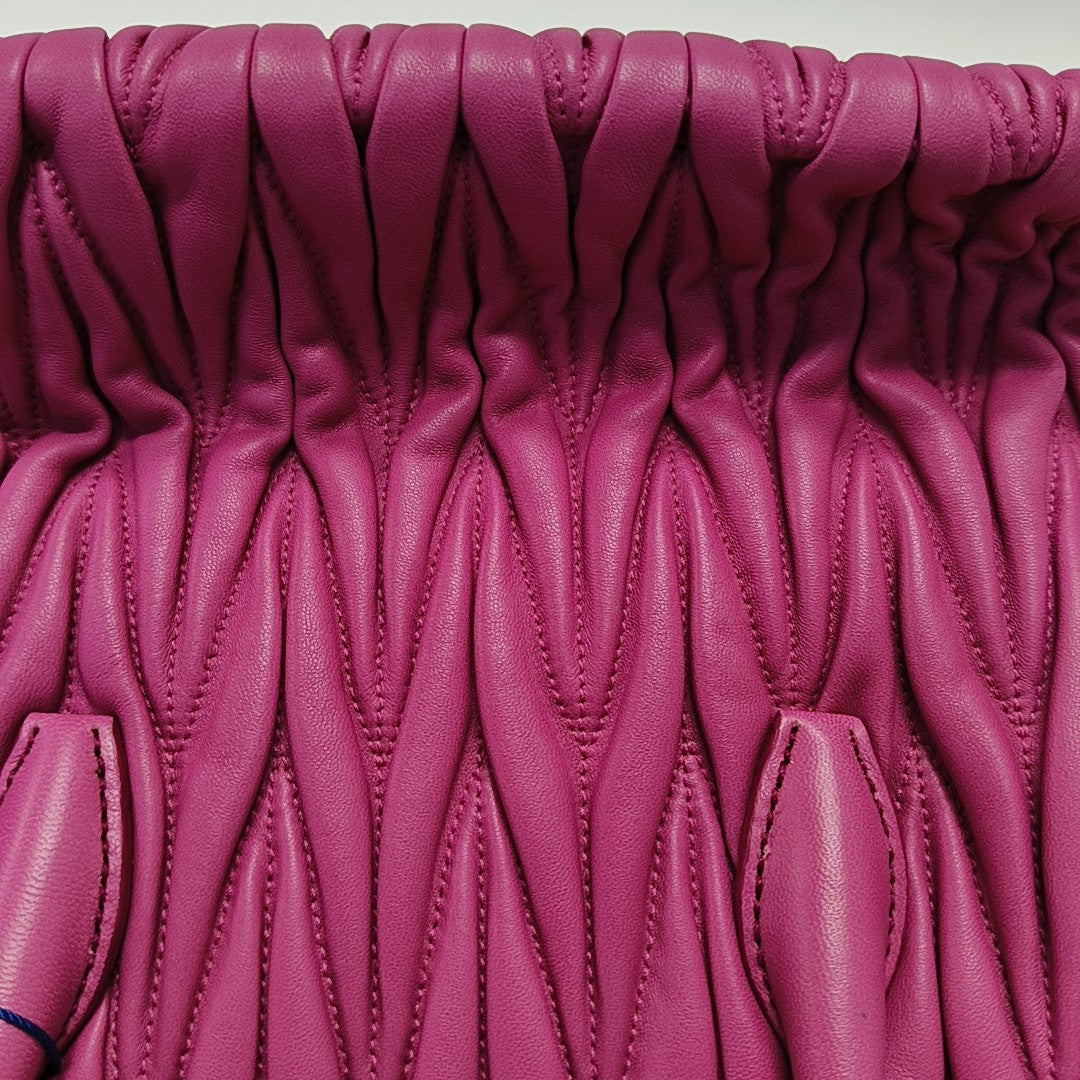 Avenue Quilted Lambskin Red