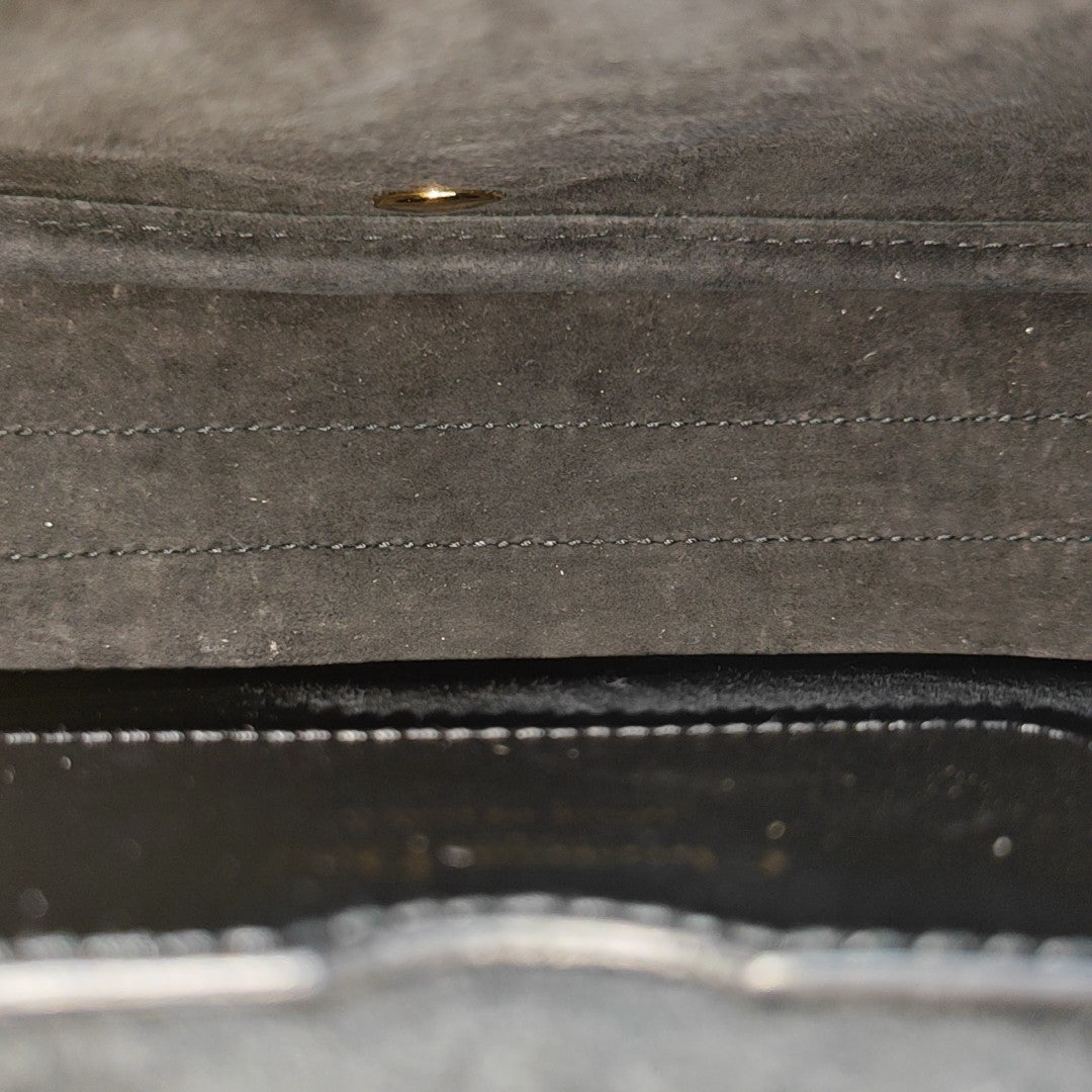 Bobby Medium Calfskin Black
