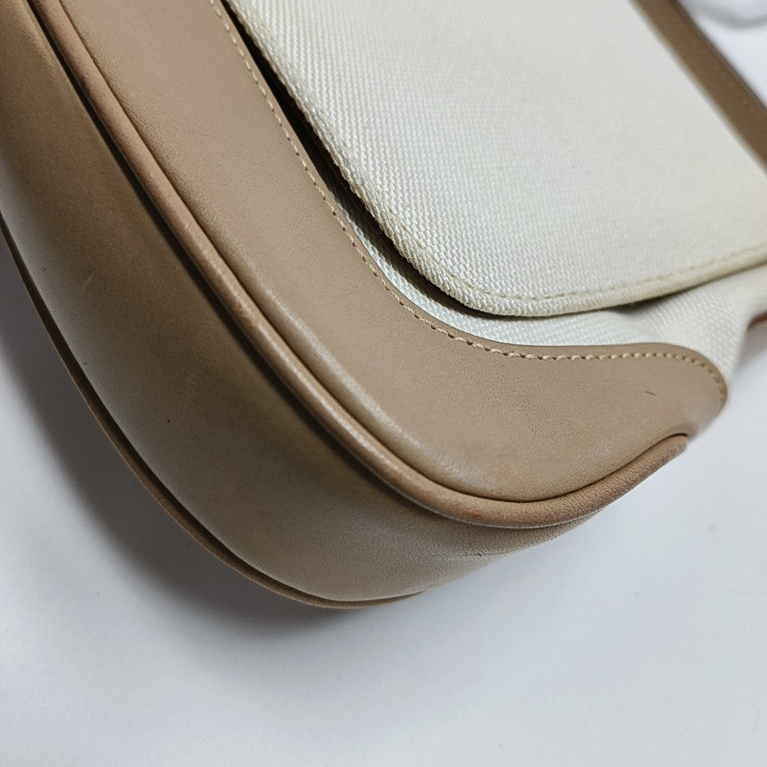 Monogram Canvas White
