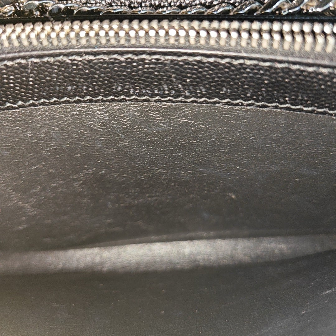 MONOGRAM Medium Chevron Calfskin Black