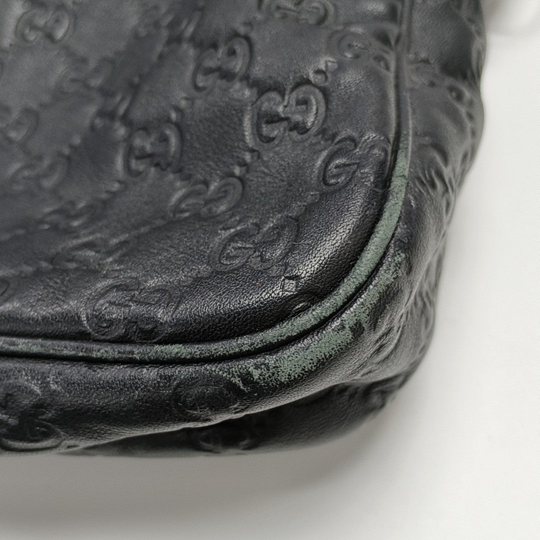 Signature Calfskin Black