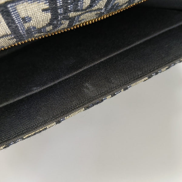 30 Montaigne Oblique Canvas Blue