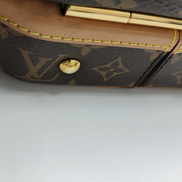 BOITE CHAPEAU PM Monogram Coated Canvas Brown