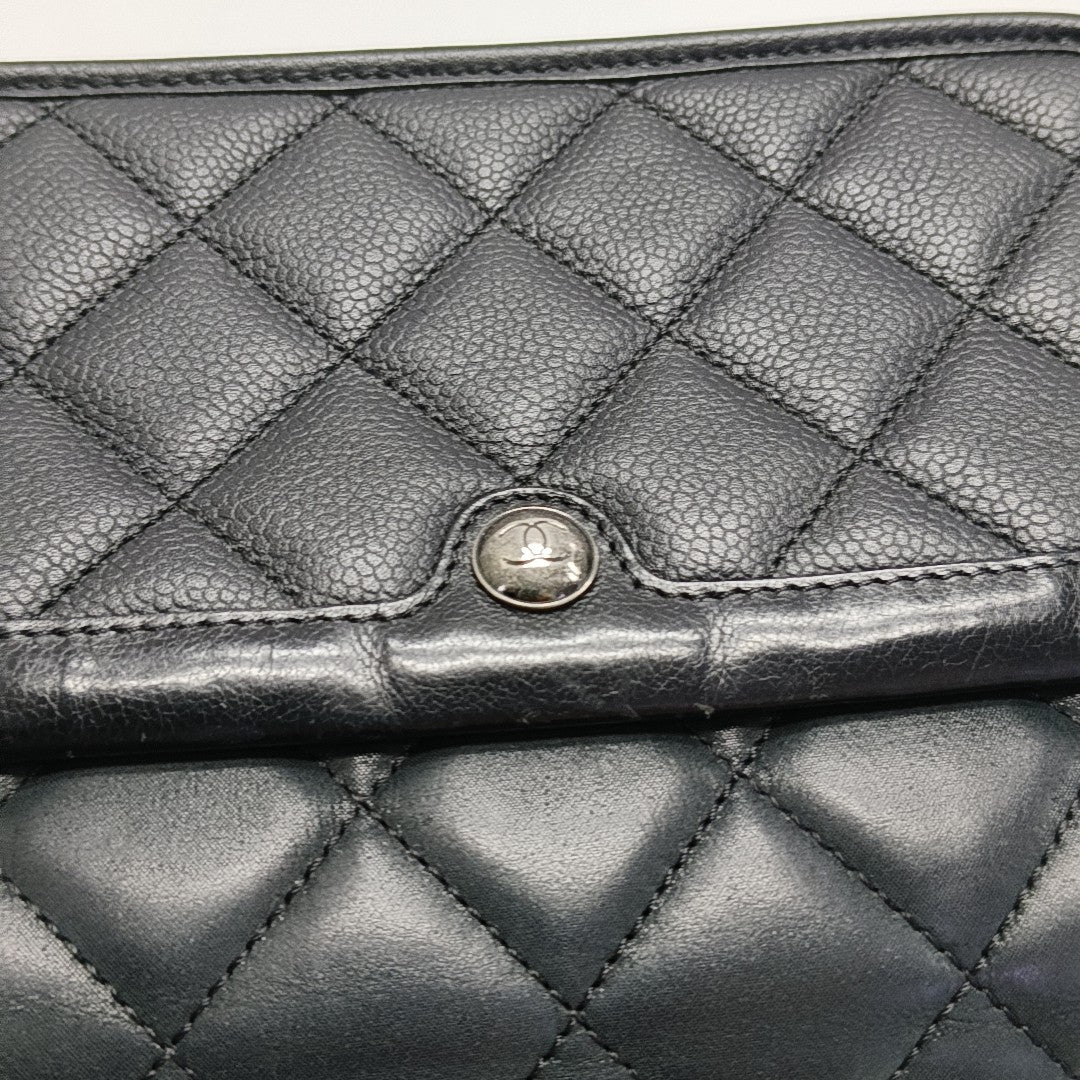 Quilted Calfskin Shoulder Bag Black