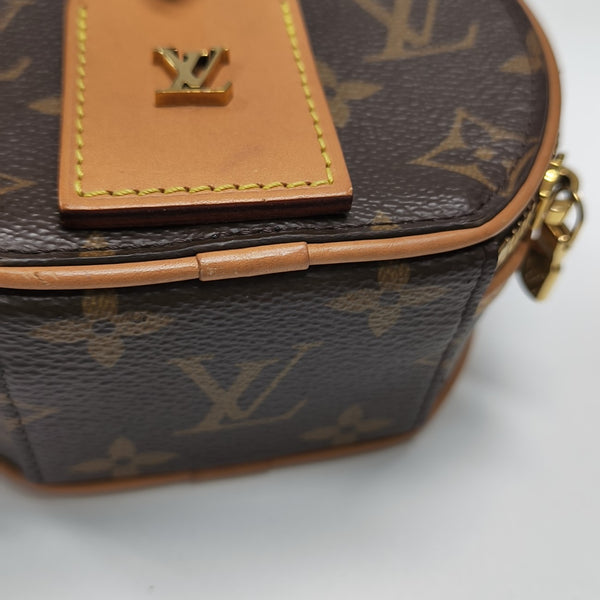 BOITE CHAPEAU Mini Monogram Coated Canvas Brown