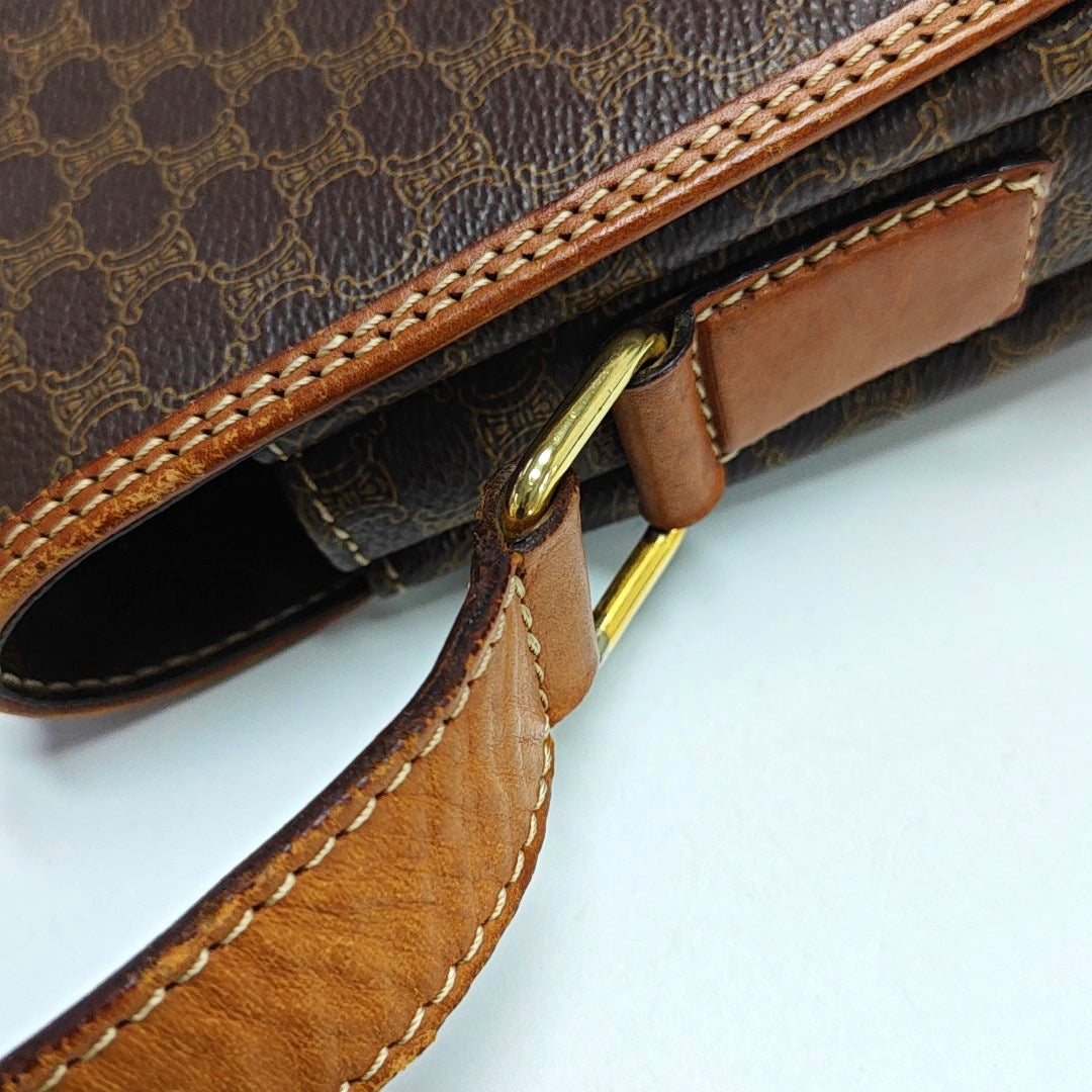 Coated Canvas Brown