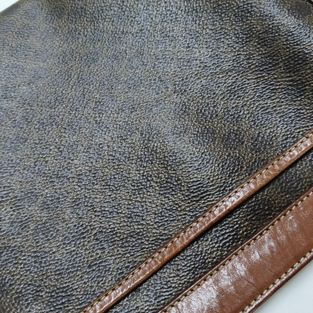 MACADAM CLUTCHES Coated Canvas Brown