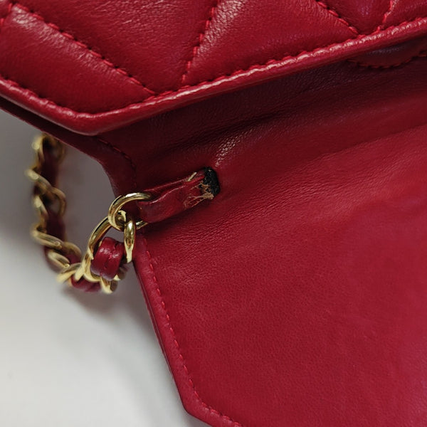Quilted Lambskin Shoulder Bag Red