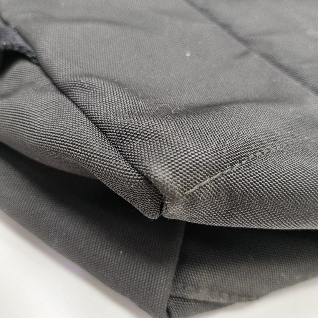 Signature Canvas Black