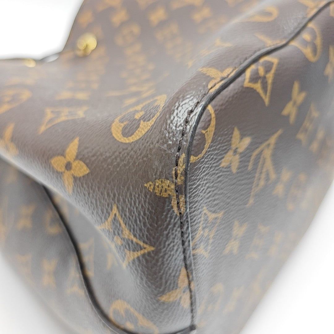 NÉONOÉ MM Monogram Coated Canvas Brown
