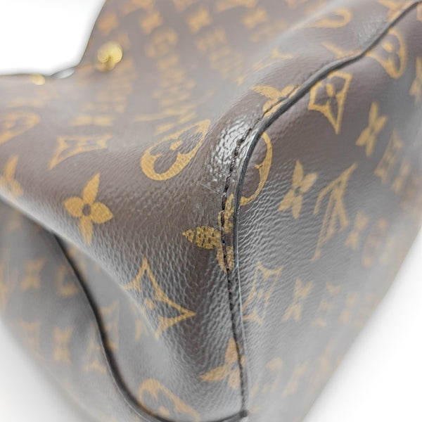 NÉONOÉ MM Monogram Coated Canvas Brown