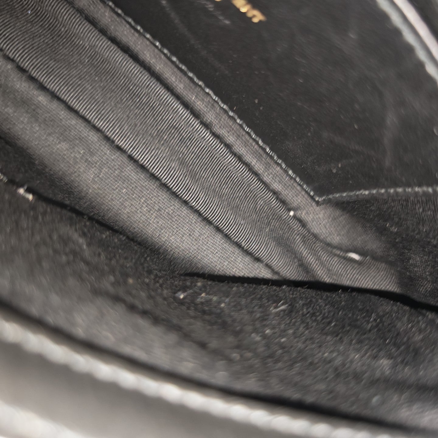 ENVELOPE Small Chevron Calfskin Black
