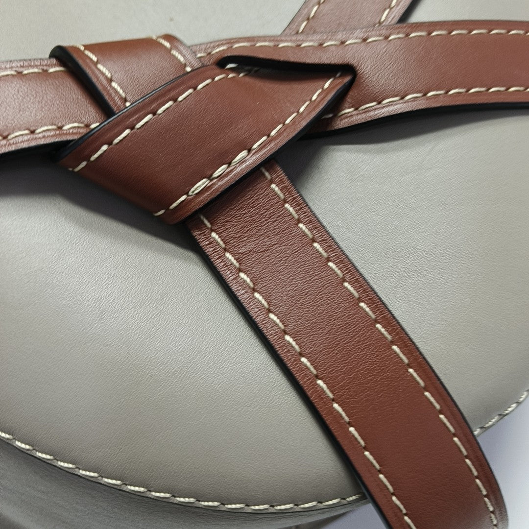 Gate Small Calfskin Brown