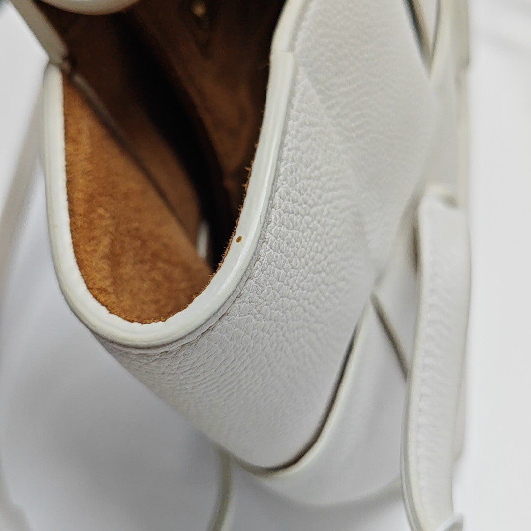 Arco Small Calfskin White