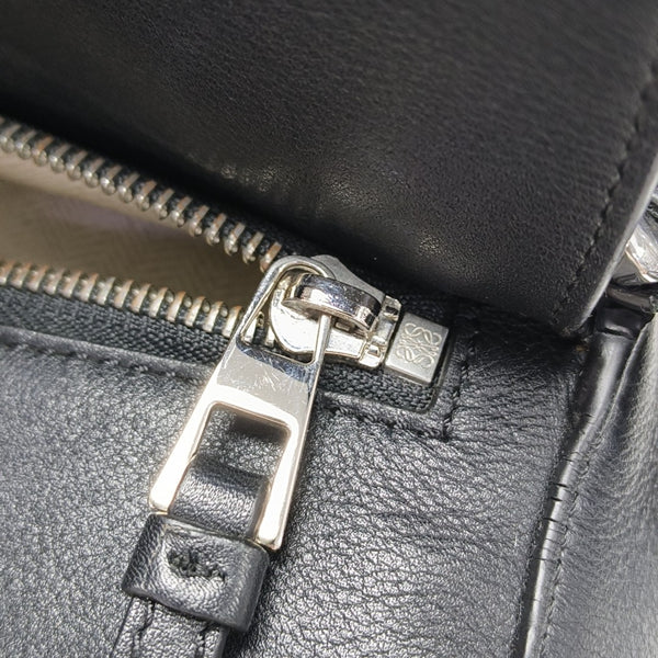 Puzzle Medium Calfskin Black