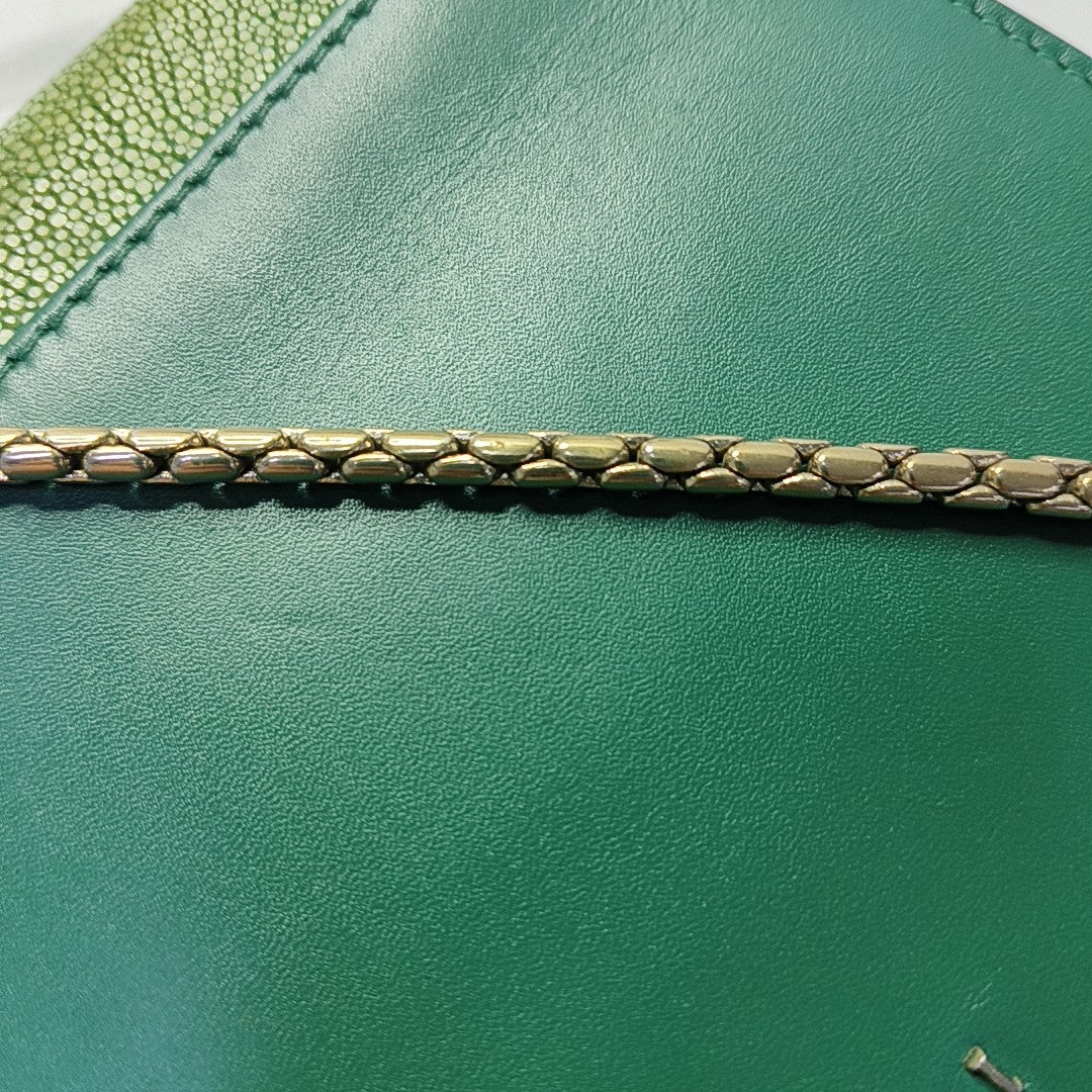 SERPENTI FOREVER Small Stingray Leather Green